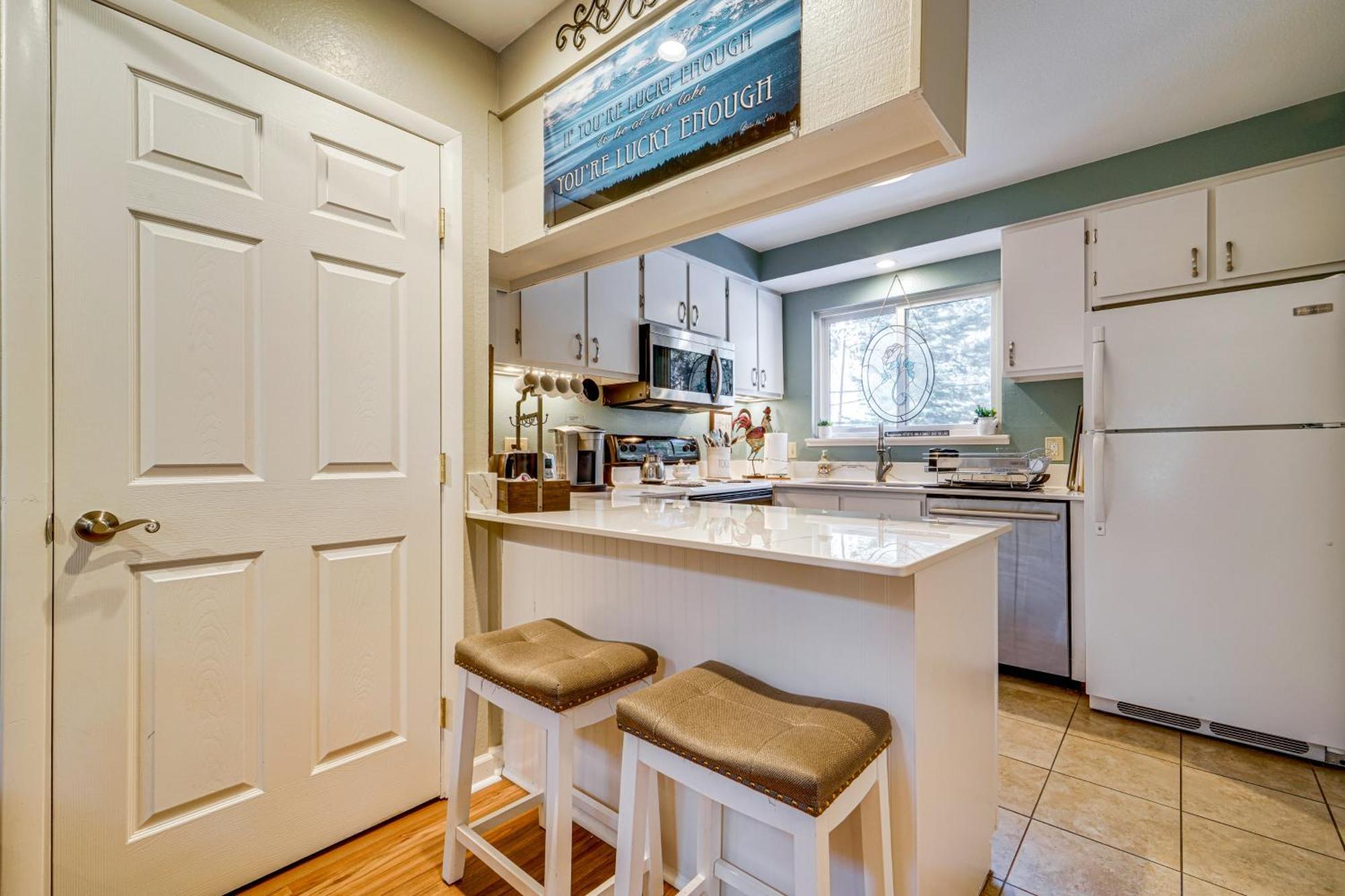 Tahoe Condo About 1 Mi To Diamond Peak Ski Resort! อินไคลน์วิลเลจ ภายนอก รูปภาพ